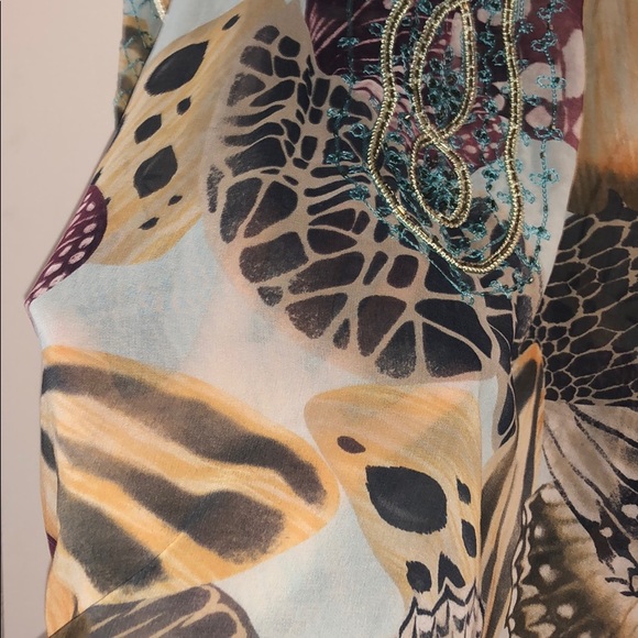 Sheer blouse - Picture 8 of 11